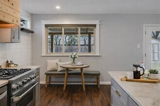 6109 Merriwood Dr in Austin, TX - Building Photo - Building Photo