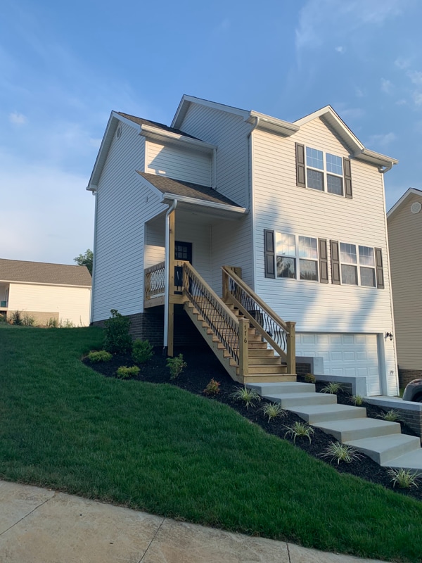 176 Ridge Pointe
