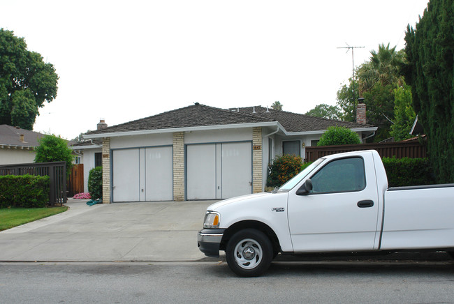 1640-1642 Cloverdale Ln in San Jose, CA - Building Photo - Building Photo