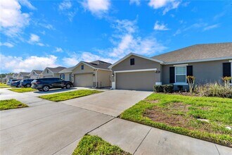 18276 Turning Leaf Cir in Land O Lakes, FL - Foto de edificio - Building Photo