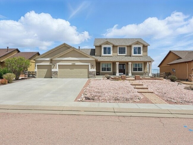 property at 11818 Rio Secco Rd