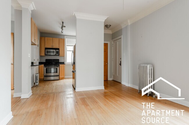 1950 W Leland Ave, Unit 2 in Chicago, IL - Building Photo - Building Photo