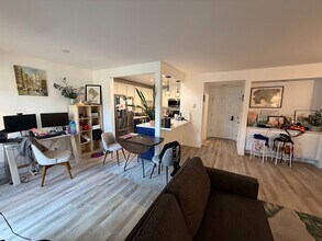 740 N Orlando in West Hollywood, CA - Building Photo - Building Photo