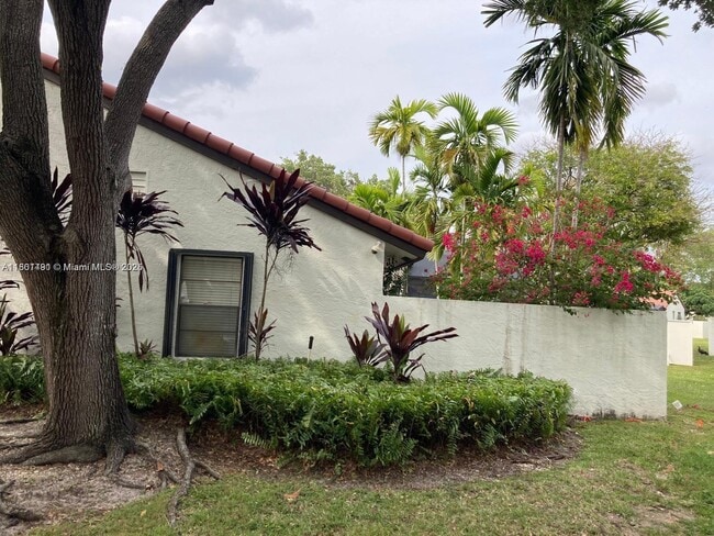 11335 SW 134th Ave in Miami, FL - Building Photo - Building Photo
