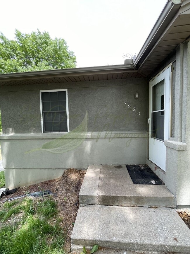 property at 7218-7220 Montana Ave