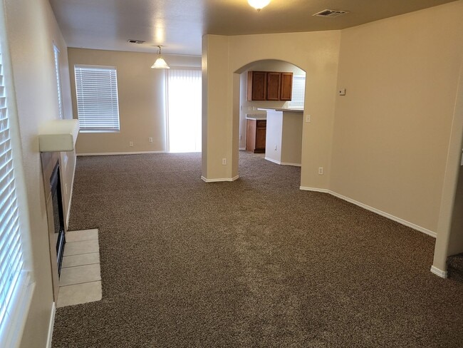 4815 Calle Bella Ave in Las Cruces, NM - Building Photo - Building Photo