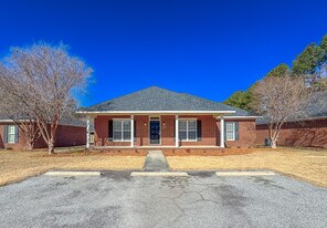1131 Trellis Ct in Statesboro, GA - Building Photo