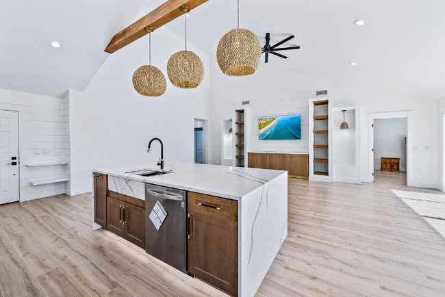 109 Harbourside Cir