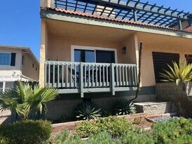 1324 S Pacific St in Oceanside, CA - Building Photo