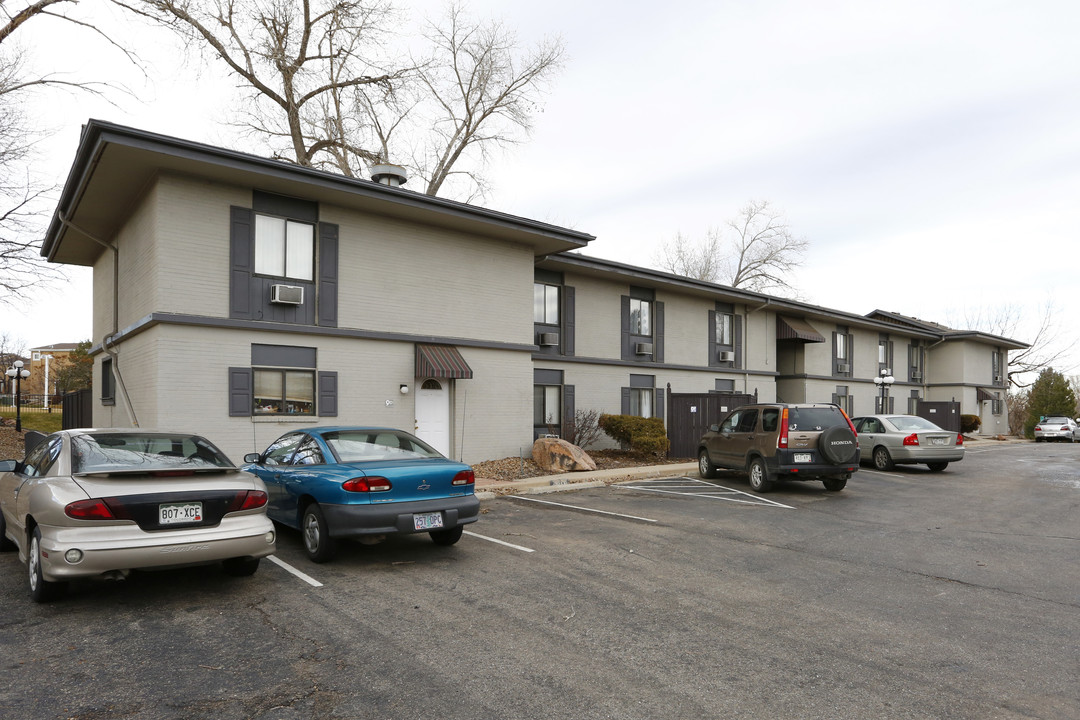 Harvard Park Apartments in Boulder, CO - Foto de edificio