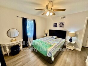 223 Nippino Trail E in Nokomis, FL - Foto de edificio - Building Photo