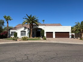 12424 N 90th Pl in Scottsdale, AZ - Building Photo