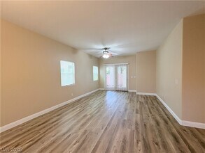 9560 Greensburg Ave in Las Vegas, NV - Building Photo - Building Photo
