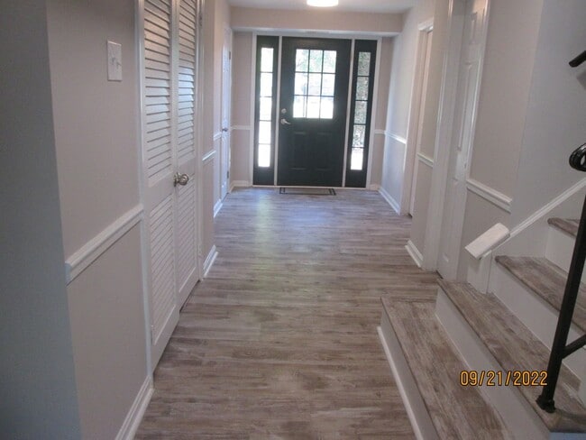 4518 Squiredale Square in Alexandria, VA - Building Photo - Building Photo