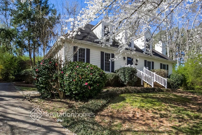 500 Clear Lake Ln in Suwanee, GA - Building Photo - Building Photo
