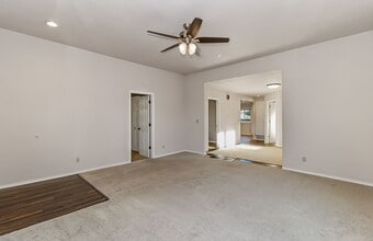 323 Ave A in Snohomish, WA - Building Photo - Building Photo