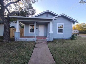2000 Fillmore St in Wichita Falls, TX - Building Photo