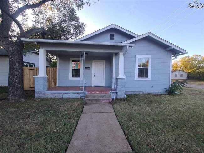 property at 2000 Fillmore St