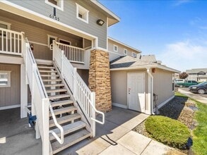 6305 Chapel Hill Blvd in Pasco, WA - Building Photo - Building Photo