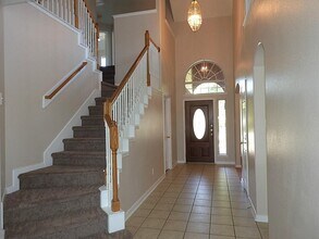 15127 Brookwood Bridge Ln in Sugar Land, TX - Foto de edificio - Building Photo