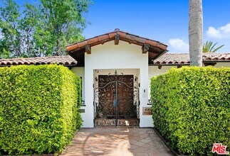 6640 Whitley Terrace in Los Angeles, CA - Building Photo - Building Photo