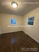 4206 Vermont Ave NW in Roanoke, VA - Building Photo - Building Photo