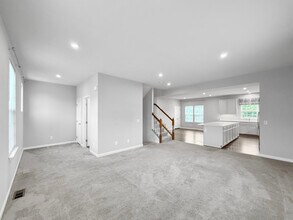 4003 N Steels Cir in Cuyahoga Falls, OH - Building Photo - Building Photo