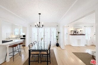 837 5th St in Santa Monica, CA - Building Photo - Building Photo