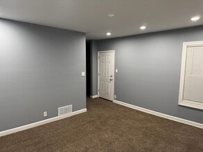 12005 S La Salle St in Chicago, IL - Building Photo - Building Photo