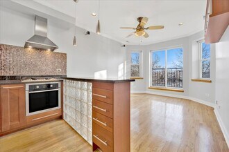 3918 N Kedvale Ave in Chicago, IL - Building Photo - Building Photo