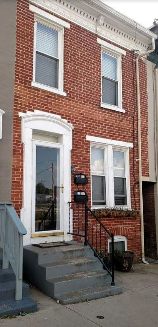 property at 44 N Broad St