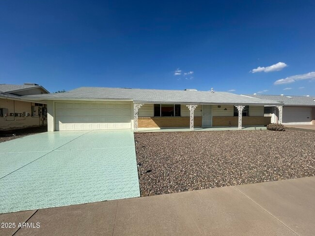 10344 W Salem Dr in Sun City, AZ - Building Photo - Building Photo