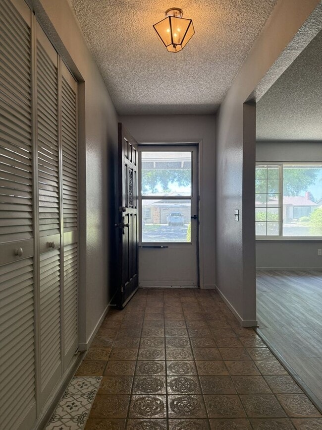 1731 Marie Ln in Merced, CA - Building Photo - Building Photo