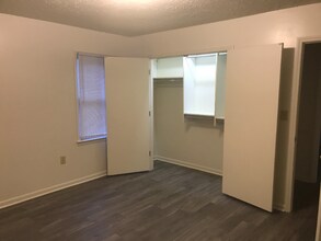 1927 Halifax Rd-Unit -48 in Danville, VA - Building Photo - Building Photo