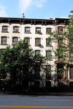 446 W 23rd St in New York, NY - Building Photo - Building Photo