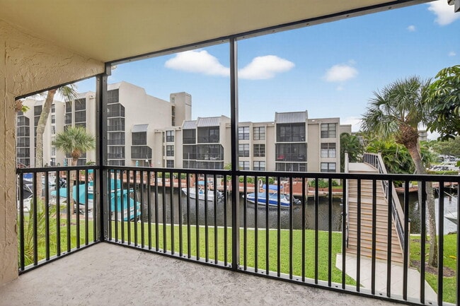 property at 2 E Royal Palm Rd