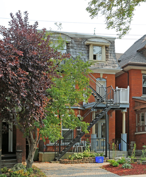 130 Herkimer St in Hamilton, ON - Building Photo