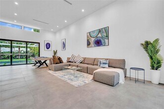 155 NW 51st St in Miami, FL - Building Photo - Building Photo