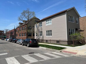 3258 S Emerald Ave in Chicago, IL - Building Photo - Building Photo