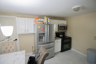 175 Chestnut Ave in Waterbury, CT - Building Photo - Building Photo