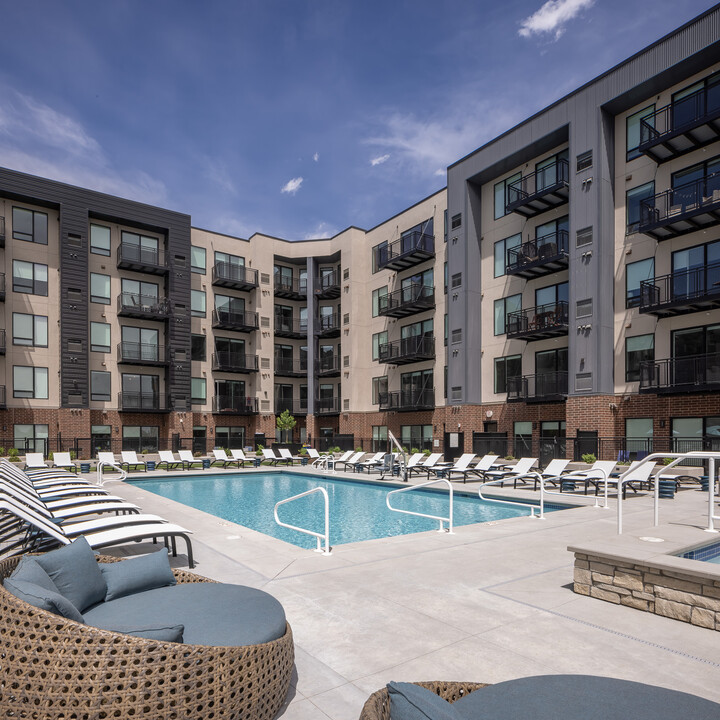 Lyra Apartments in Centennial, CO - Building Photo