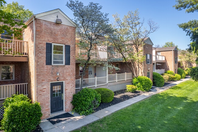 Parkside Manor Apartments