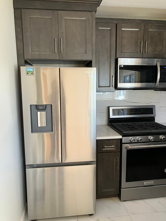 12119 135th Ave, Unit #1 in South Ozone Park, NY - Building Photo - Building Photo