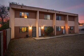 12612 Copperwood Ave NE in Albuquerque, NM - Building Photo - Building Photo