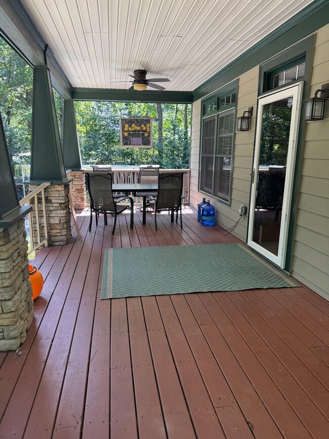 1301 Peachcrest Rd in Decatur, GA - Building Photo - Building Photo