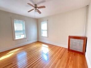 33 Cook St in Newton, MA - Building Photo - Building Photo