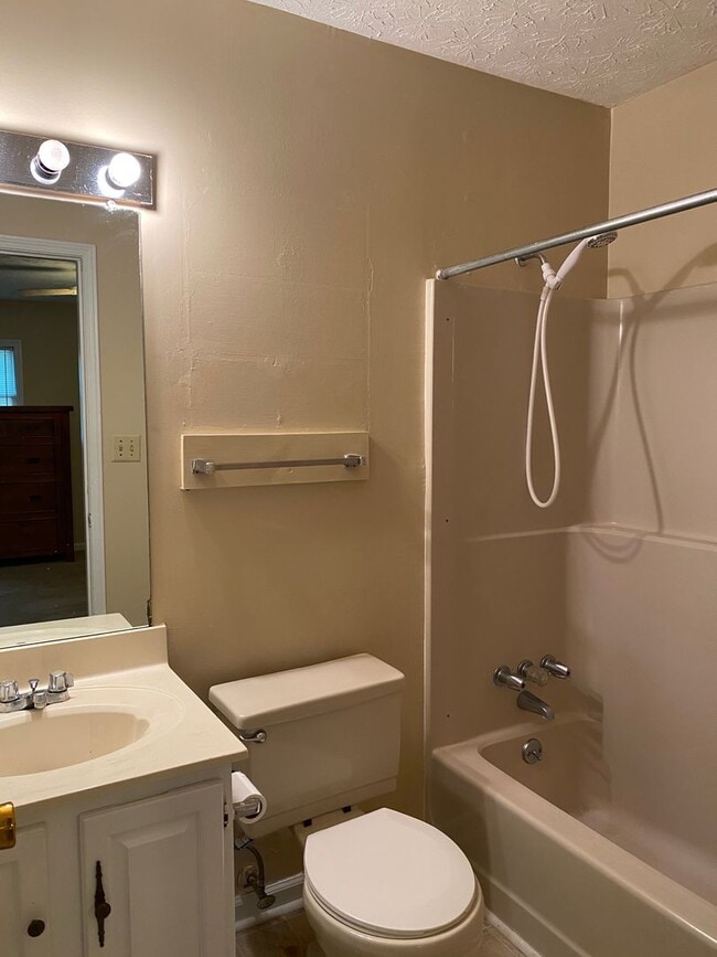 property at 1909 S Milledge Ave