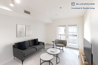 24 Union Square in Union City, CA - Building Photo - Building Photo