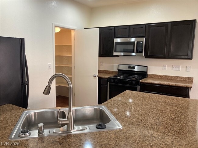 property at 9532 Knopfler Ln