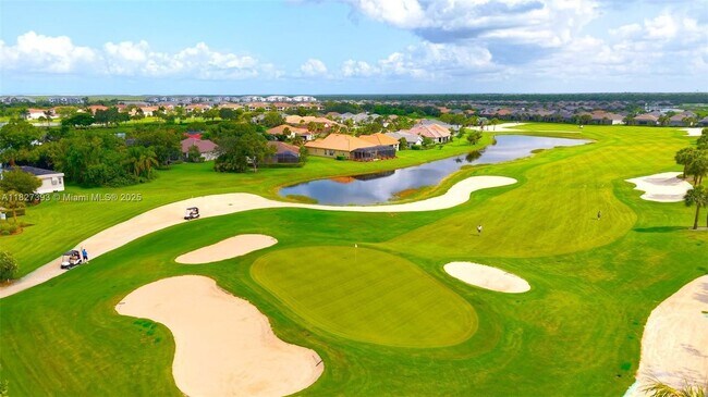 14211 Heritage Landing Blvd in Punta Gorda, FL - Building Photo - Building Photo